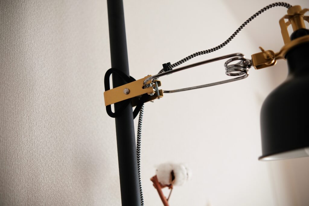 柔らかい光で包み込むIKEAのスマート電球「TRÅDFRI」 | monoffee