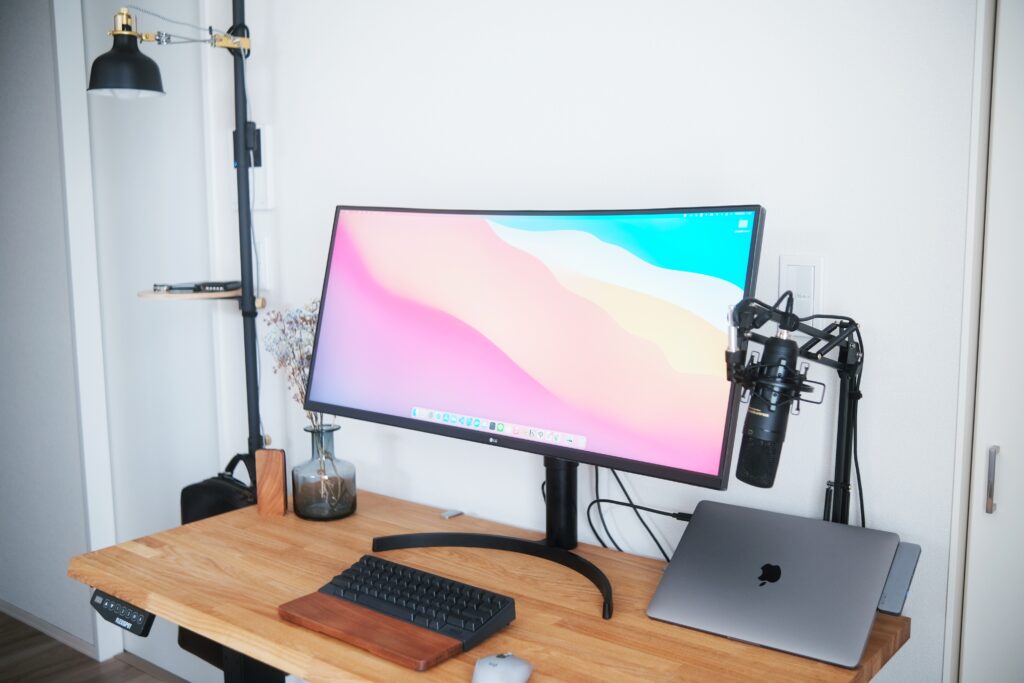 USB-C一本で繋がるLGの曲面ウルトラワイドモニター「35WN75C-B