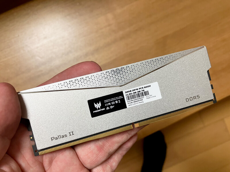 メモリ】Acer PREDATOR Pallas II DDR5-6000MHzの感想とレビュー
