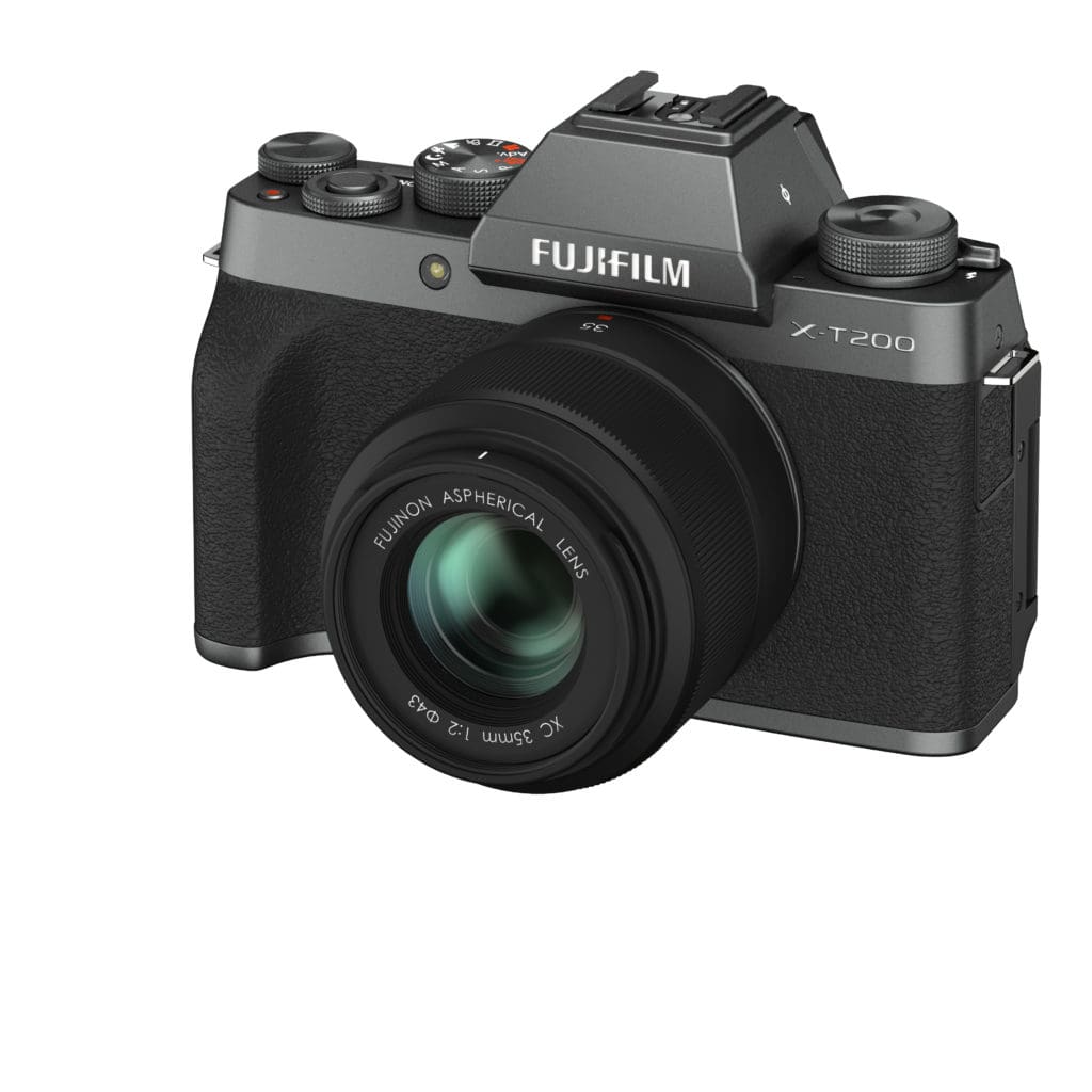 The Fujifilm X-T200 Mirrorless Camera | Rangefinder