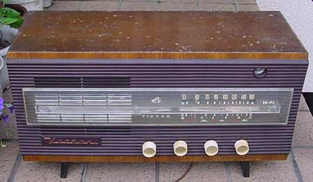 真空管ラジオ修理体験記 日本ビクター 6A-2600の修理