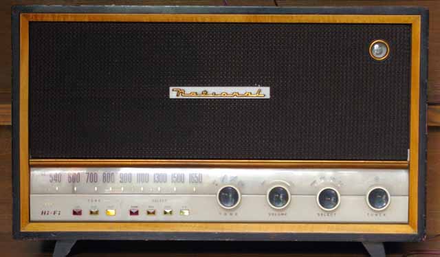 ナショナル 真空管ラジオ UF－785 RF増幅付Hi Fiスーパーラジオ