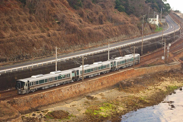 227系V-01編成「Kizashi」が下関まで回送 | 鉄道ホビダス