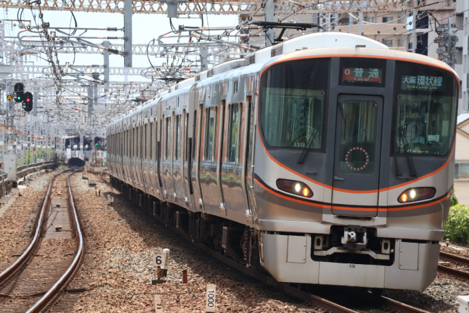 JR西日本 クモハ323-13 (323系) 車両ガイド | レイルラボ(RailLab)