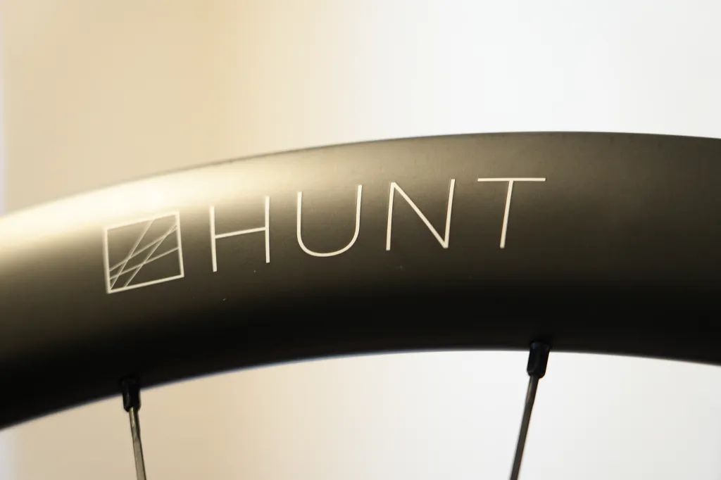 HUNT 44 Aerodynamicist カーボンホイールインプレッション | IT技術者