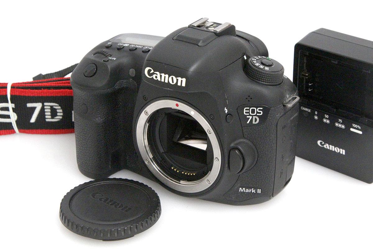 EOS 7D Mark II ボディ CA01-A10631-3Y1B-ψ | キヤノン | デジタル一眼