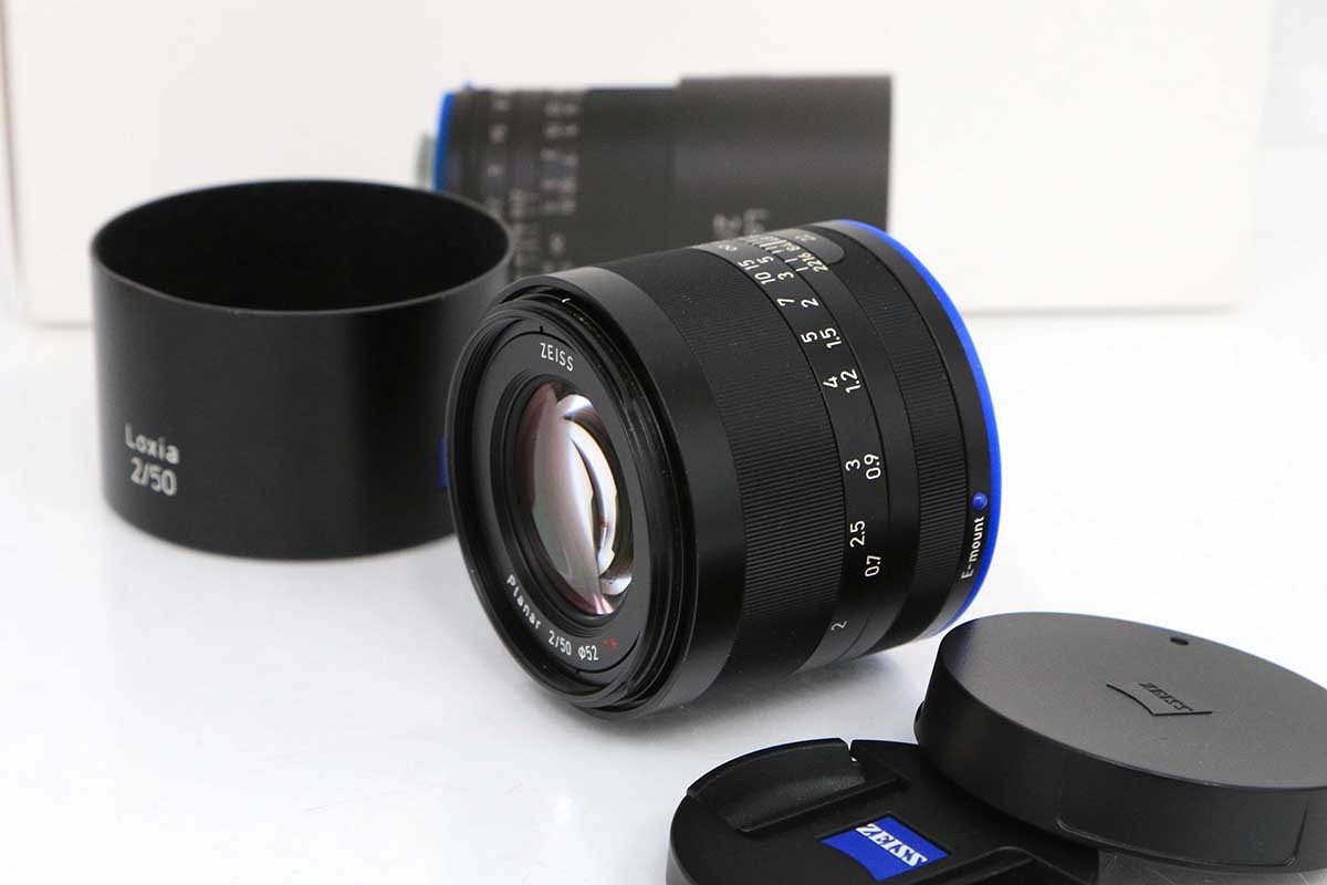 価格.com - カールツァイス Loxia 2/50 価格比較