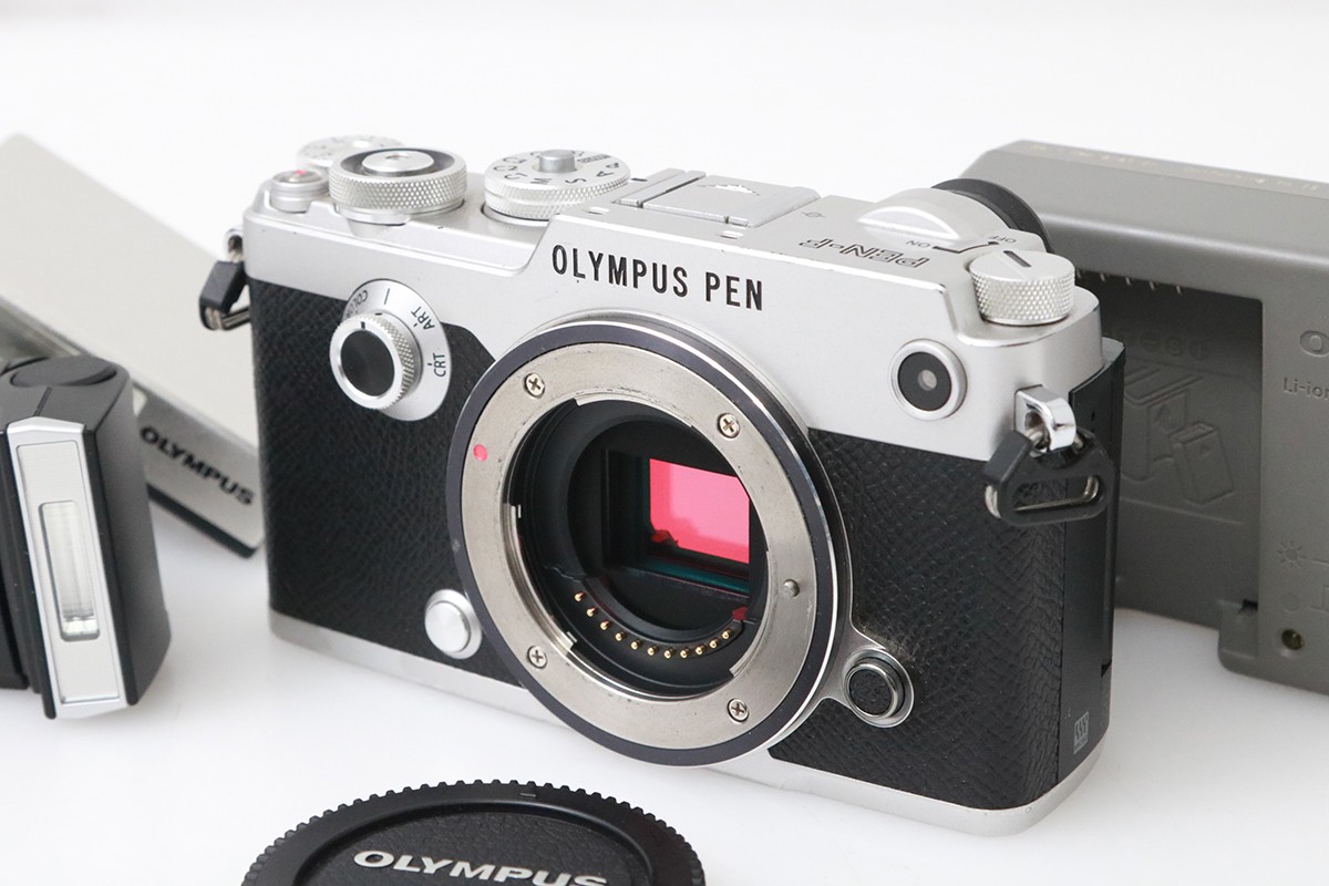 OLYMPUS PEN-F ボディ [シルバー] 中古価格比較 - 価格.com