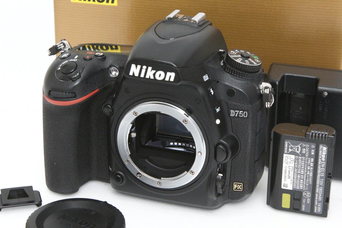 D750 ボディ 中古価格比較 - 価格.com
