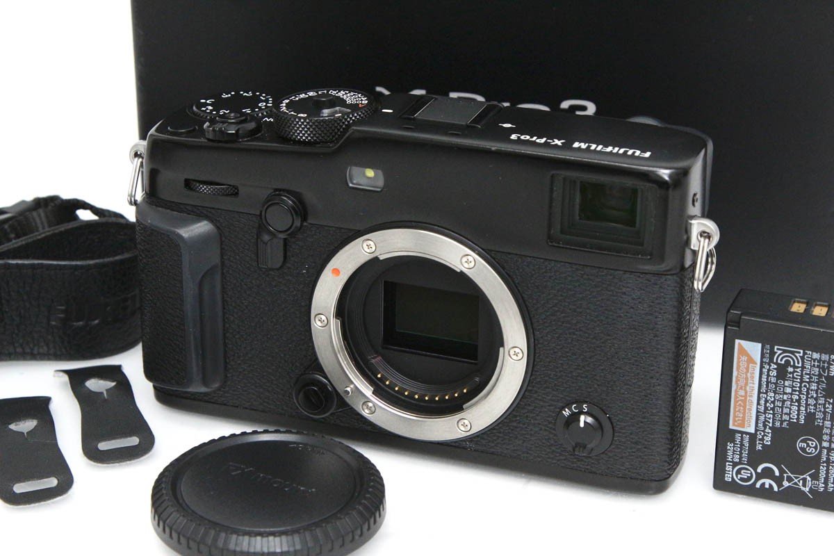 FUJIFILM X-Pro3 ボディ ブラック シャッター回数約4700回以下 γA4136