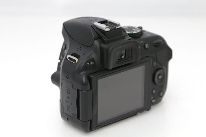 D5200 ボディ 純正リモコン バッテリー2個付 シャッター回数 約10800回