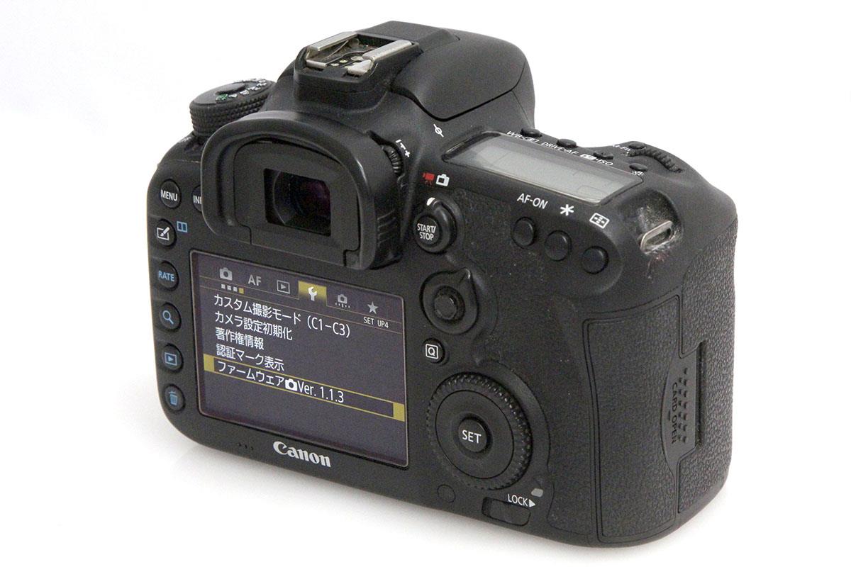 EOS 7D Mark II ボディ CA01-A10631-3Y1B-ψ | キヤノン | デジタル一眼