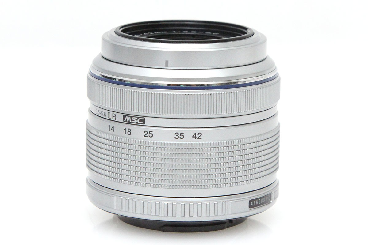 M.ZUIKO DIGITAL 14-42mm F3.5-5.6 II R シルバー CA01-P191-2A2B-ψ