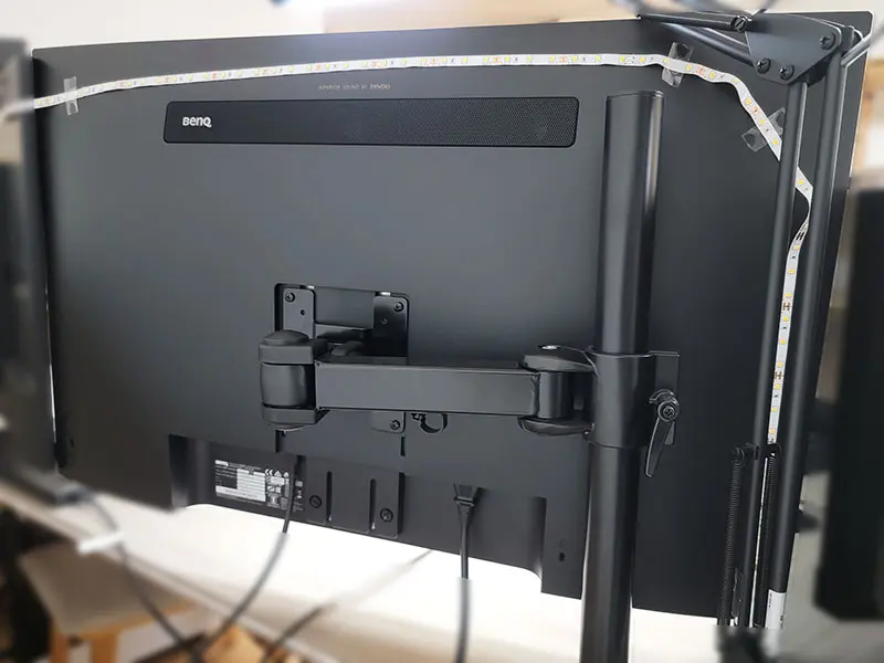 BenQ EW3280U レビュー｜4K HDR対応32インチモニターで仕事・ゲーム