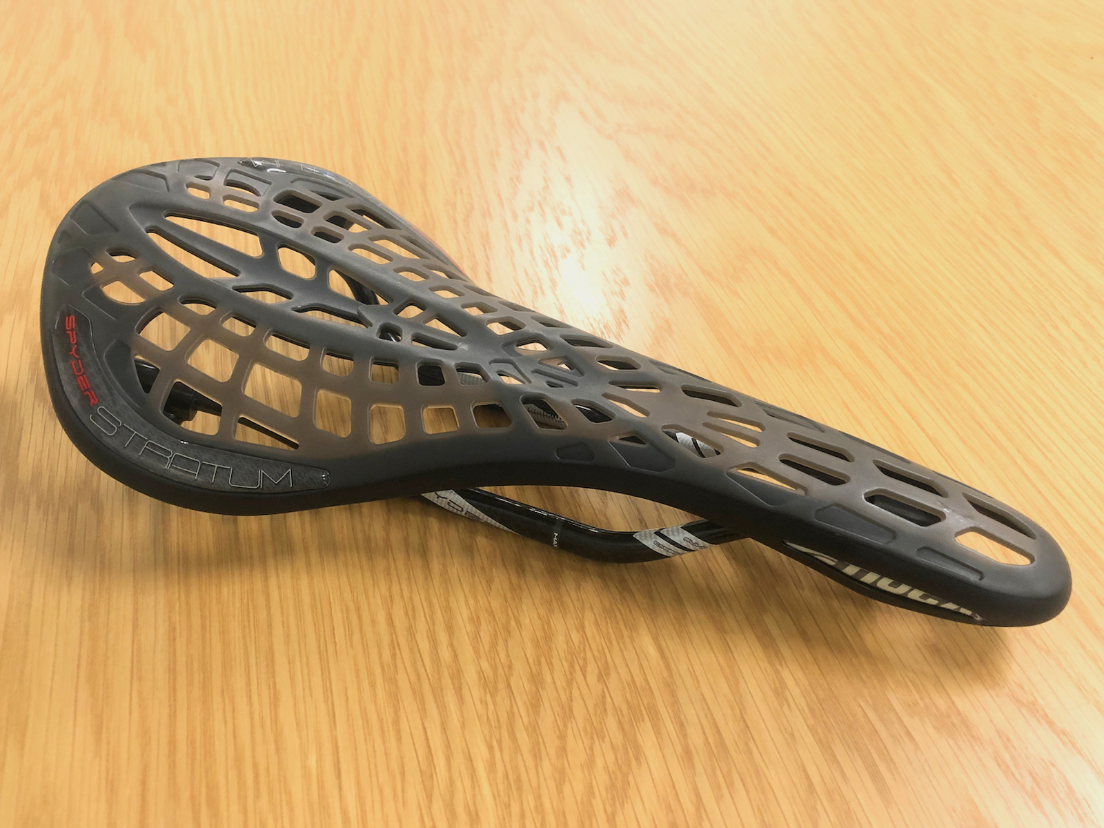 店頭にあったので即購入 TIOGA Spyder Stratum［ Carbon Rail ］ | re