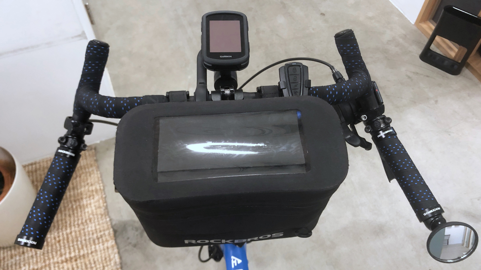 ハンドルバーをコーナーバーに変更 | re:codec blog