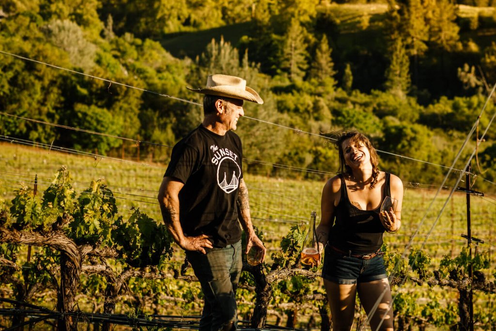 Queen of the Sierra- Shades of Gold Display Naturally - Red Wine Cats