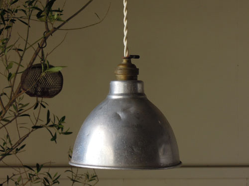 アンティーク アルミシェード ペンダントライト | REFACTORY antiques