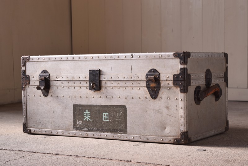 アンティーク ジュラルミン製 大型 船トランク ① | REFACTORY antiques