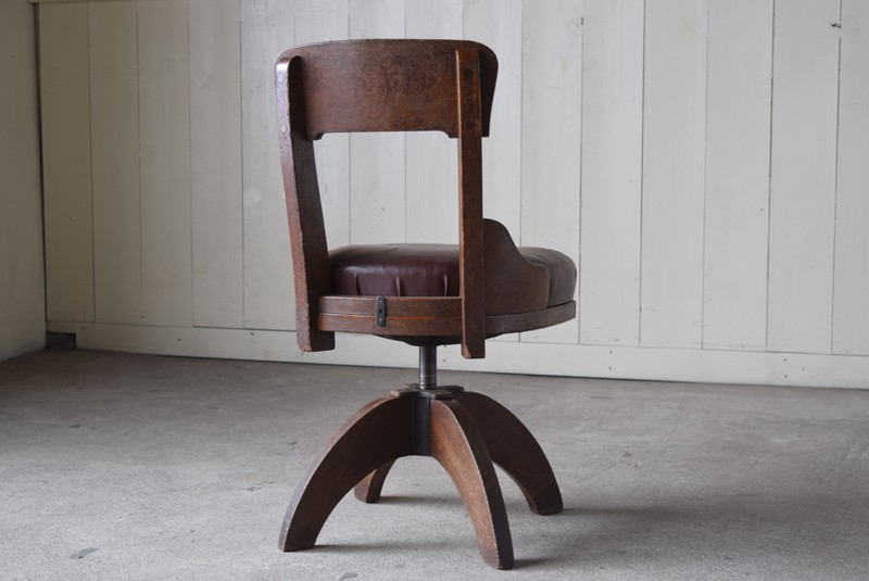 アンティーク ナラ材 郵便局の仕分け回転椅子 | REFACTORY antiques