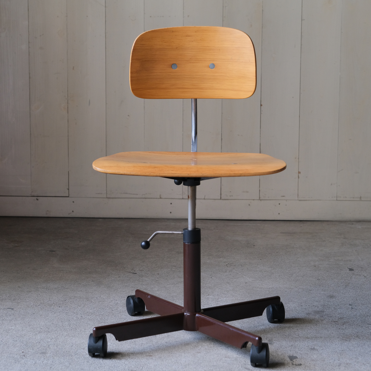 1584 ヴィンテージ KEVIチェア | REFACTORY antiques