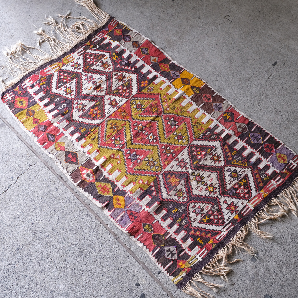 1600 鮮やかな色味 ヴィンテージキリムラグ | REFACTORY antiques