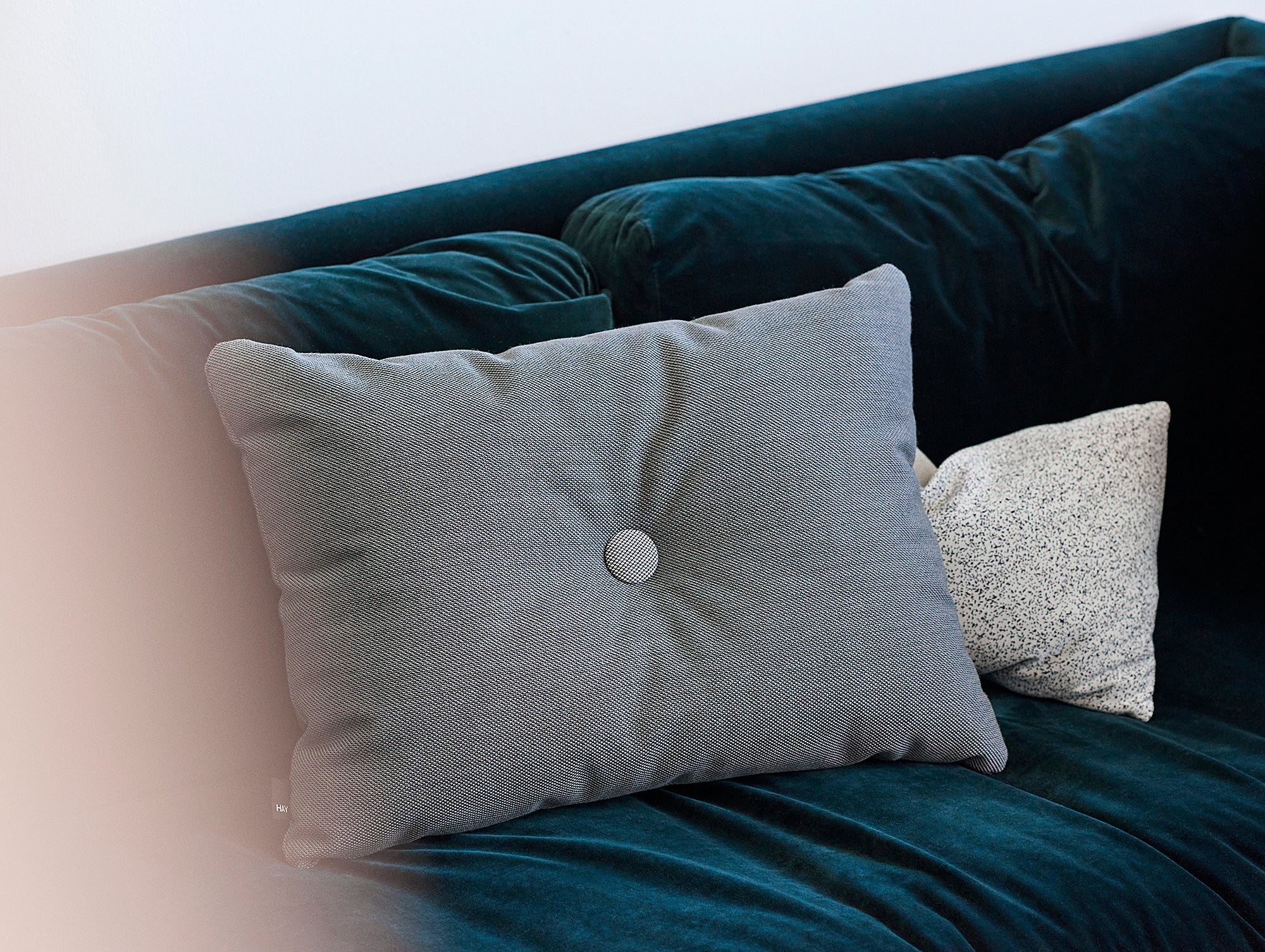 HAYのドットクッション – Really Well Made