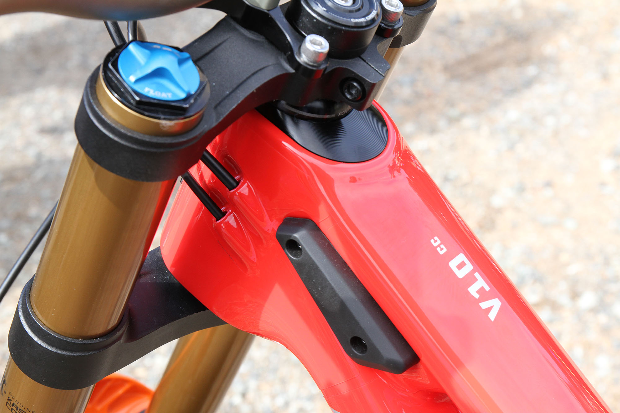 SYNDICATE TEAM & 九島勇気選手のV10.8 | realridemtb.jp