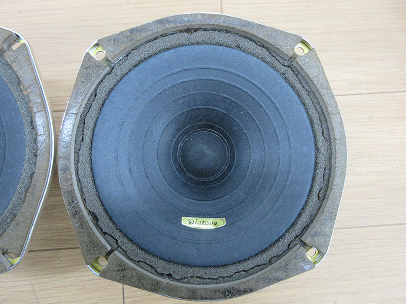 Diatone P-610の修理（ウレタンエッジ貼り替え）とその時代の懐かしい