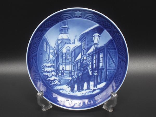 美品 ロイヤルコペンハーゲン イヤープレート 飾り皿 18cm 1996 Royal