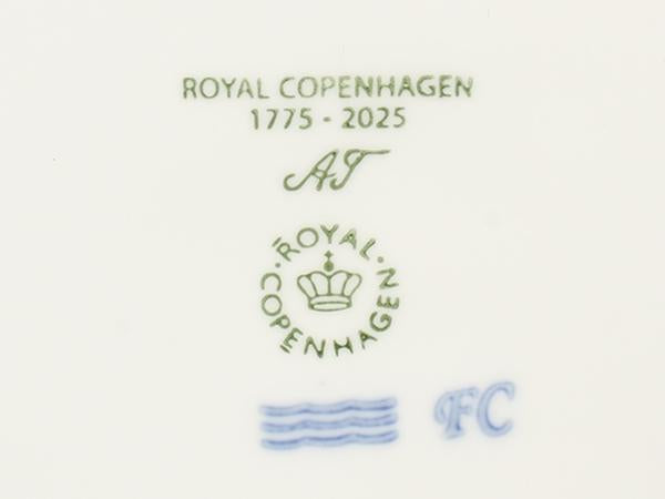 美品 Royal Copenhagen イヤープレート 飾り皿 250周年記念 1775-2025