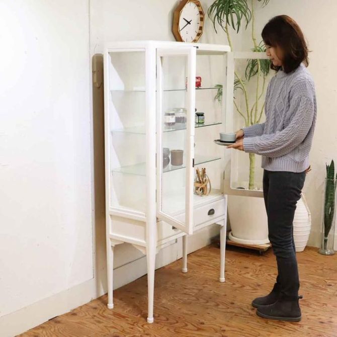 アンティーク 木製ケビント 古い医療棚 名古屋市名東区 出張買取 | Re