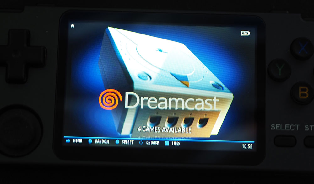 思いのほかシンプルに使えてパワフル。中華エミュ機『RK2020』レビュー