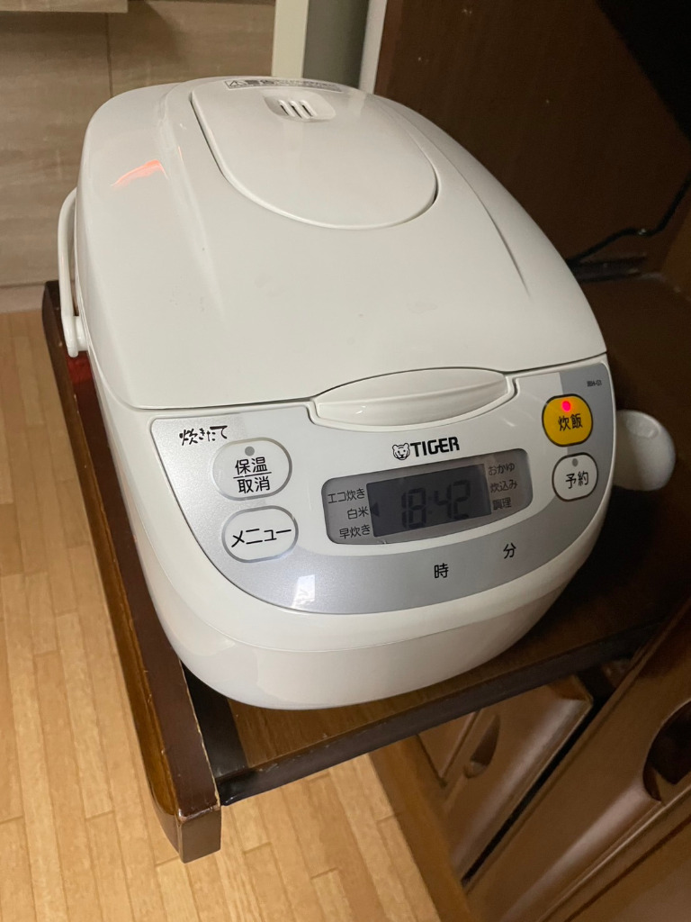 炊きたて JBH-G101W タイガー 炊飯器 5.5合 マイコン炊飯ジャー