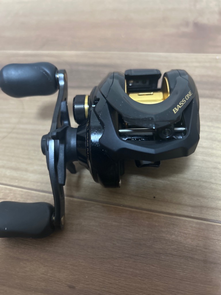 シマノ（SHIMANO） リール 17 BASS ONE (バスワン) XT 150 RIGHT (右