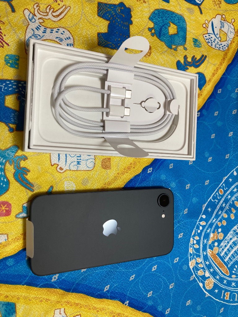 iPhone ☆Apple国内正規SIMフリー iPhone16e 128GB ブラック MD1Q4J/A