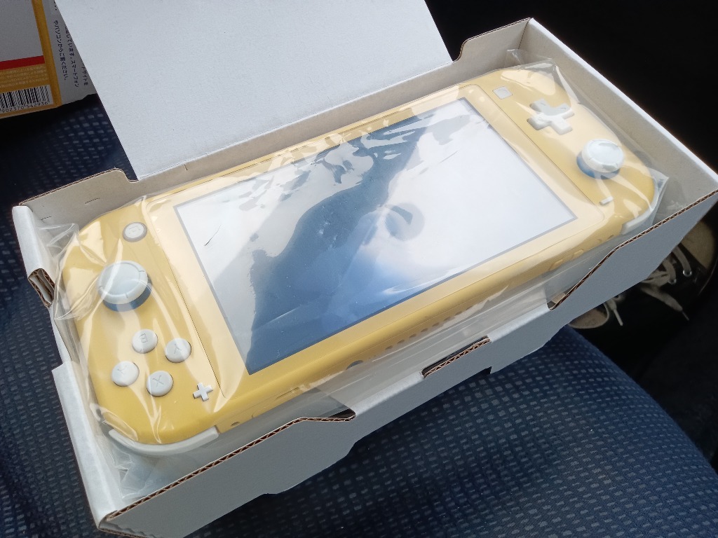 任天堂 Nintendo Switch Lite イエロー Nintendo Switch Nintendo