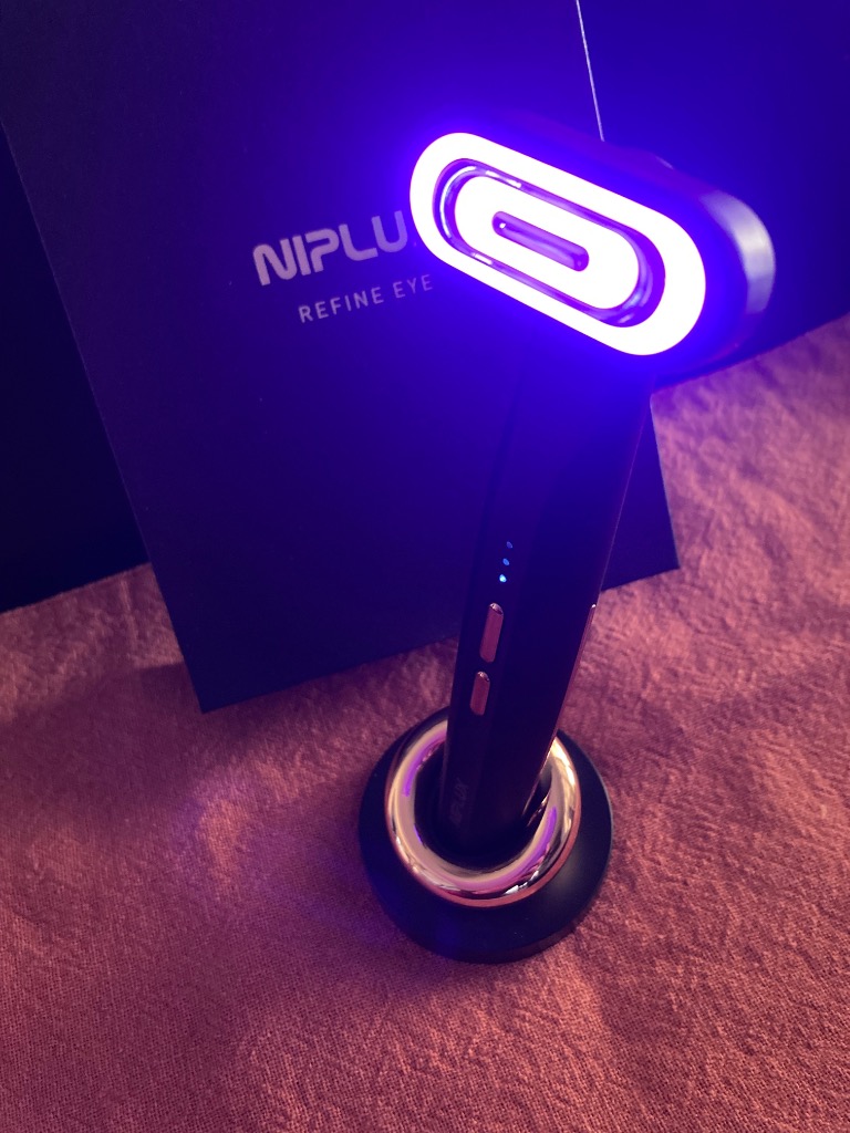 NIPLUX 目元美顔器 REFINE EYE（リファイン アイ） 目もとエステ