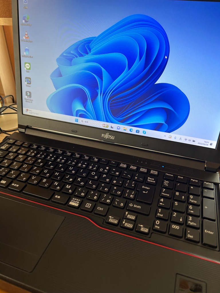 富士通（FUJITSU） 【今だけ新品SSD1TB×メモリ16GB】富士通 ノート