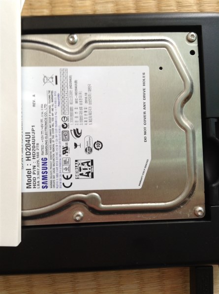 サムスン HD204UI [2TB SATA300 5400] 価格比較 - 価格.com
