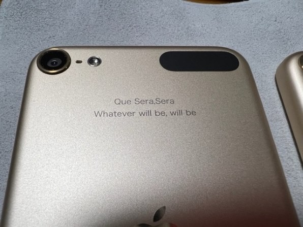 Apple iPod touch MVJ22J/A [128GB ゴールド] 価格比較 - 価格.com