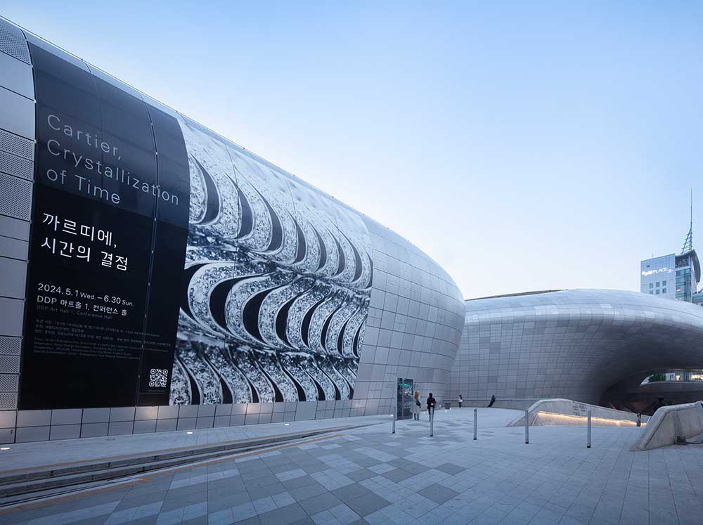 Cartier's Crystallization of Time Exhibition opens in Seoul, Korea.