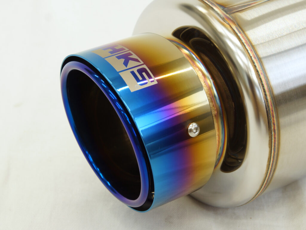 数量限定発売！】HKS Hi-Power SPEC-L2マフラーのインナーテールに