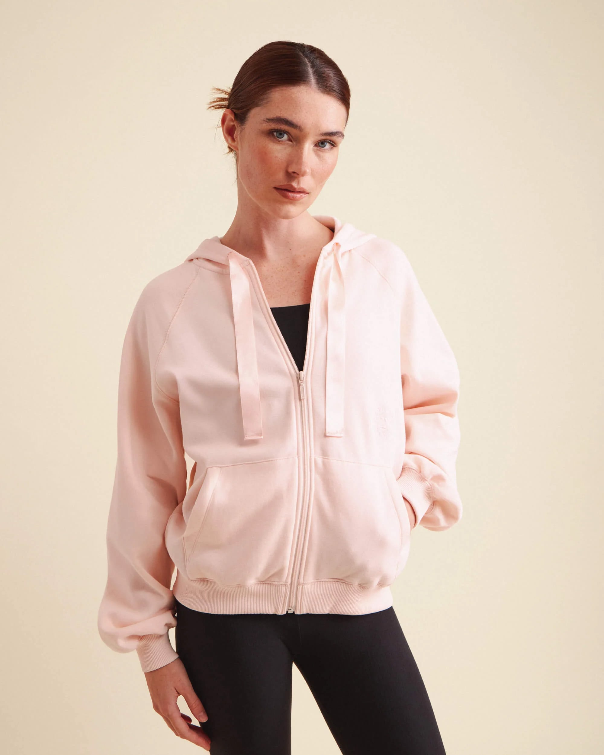 トップス | WORKOUT ESSENTIALS | アクティブウェア | Repetto