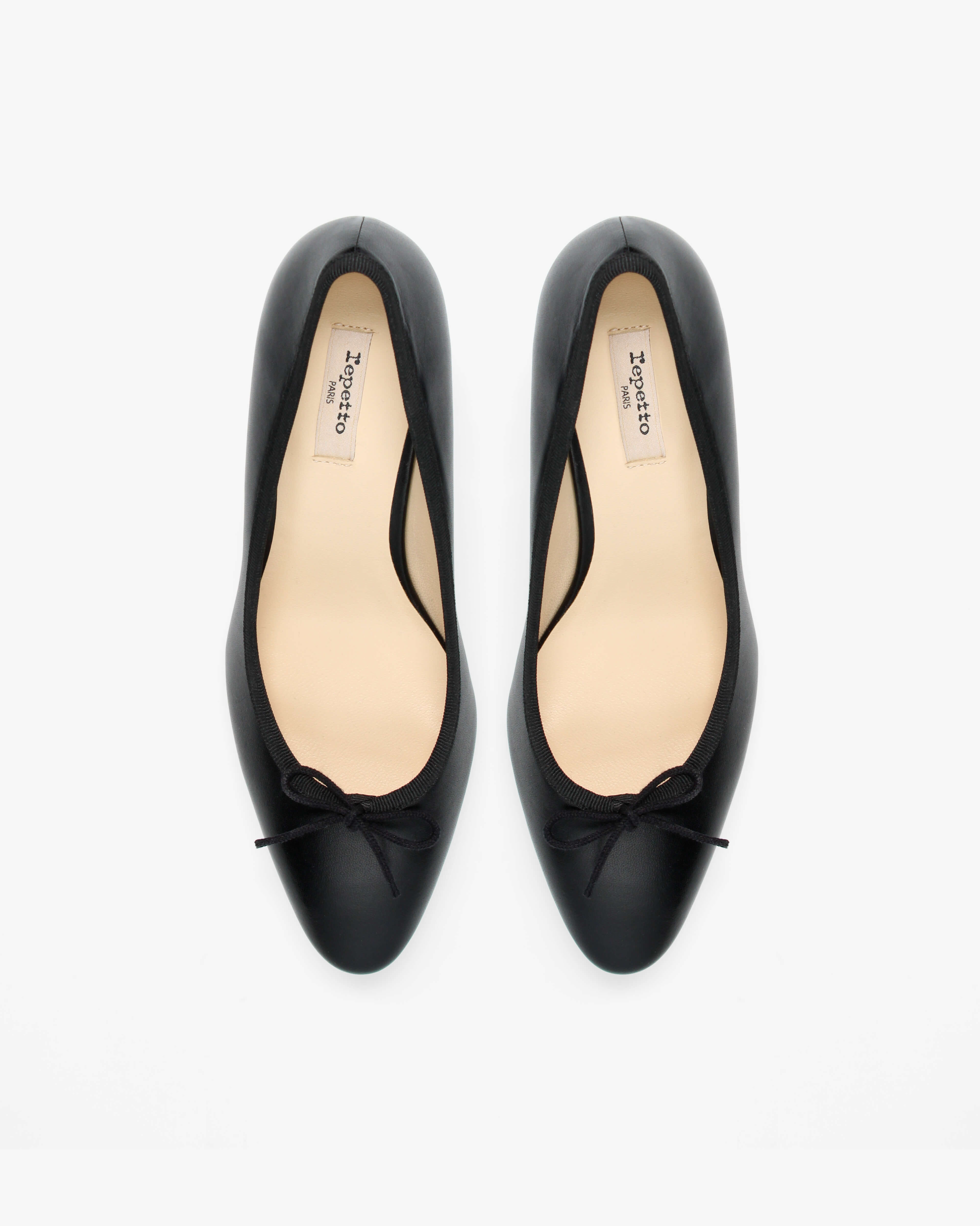 Cendrillon Pointed Pumps 4,5 Black | Repetto