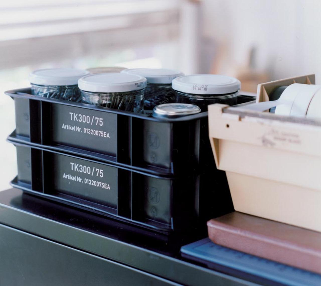 物を必要以上に捨てない！平林奈緒美さんの暮らしを楽しむ「収納術