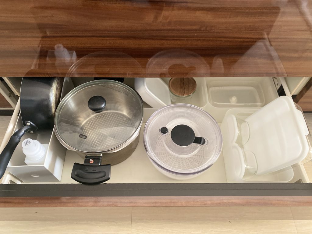 タカラスタンダードのキッチン。引き出し全部お見せします - RE