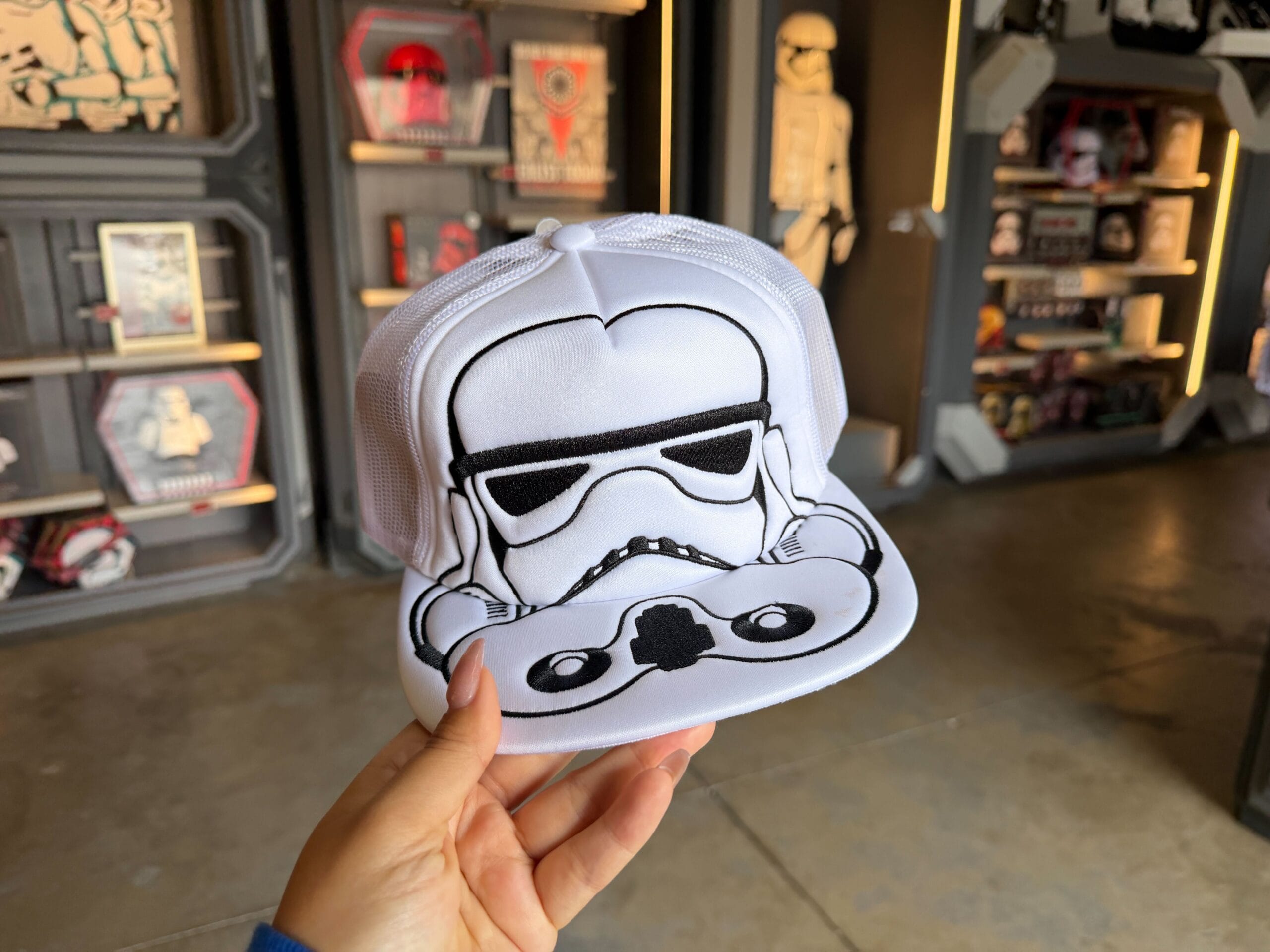 Stormtrooper Hat & Imperial Droid Arrive at Star Wars: Galaxy's