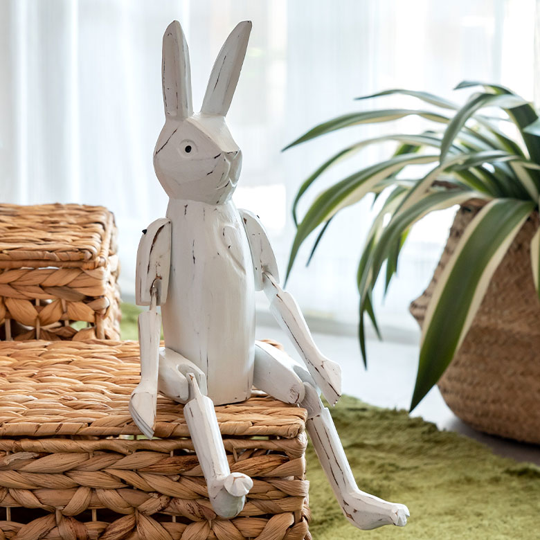 手足が動かせる木彫りのパペット人形 ウサギ バリ島のうさぎ 兎