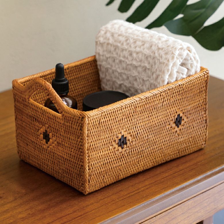 000000001108-01.jpg?size=l&w=